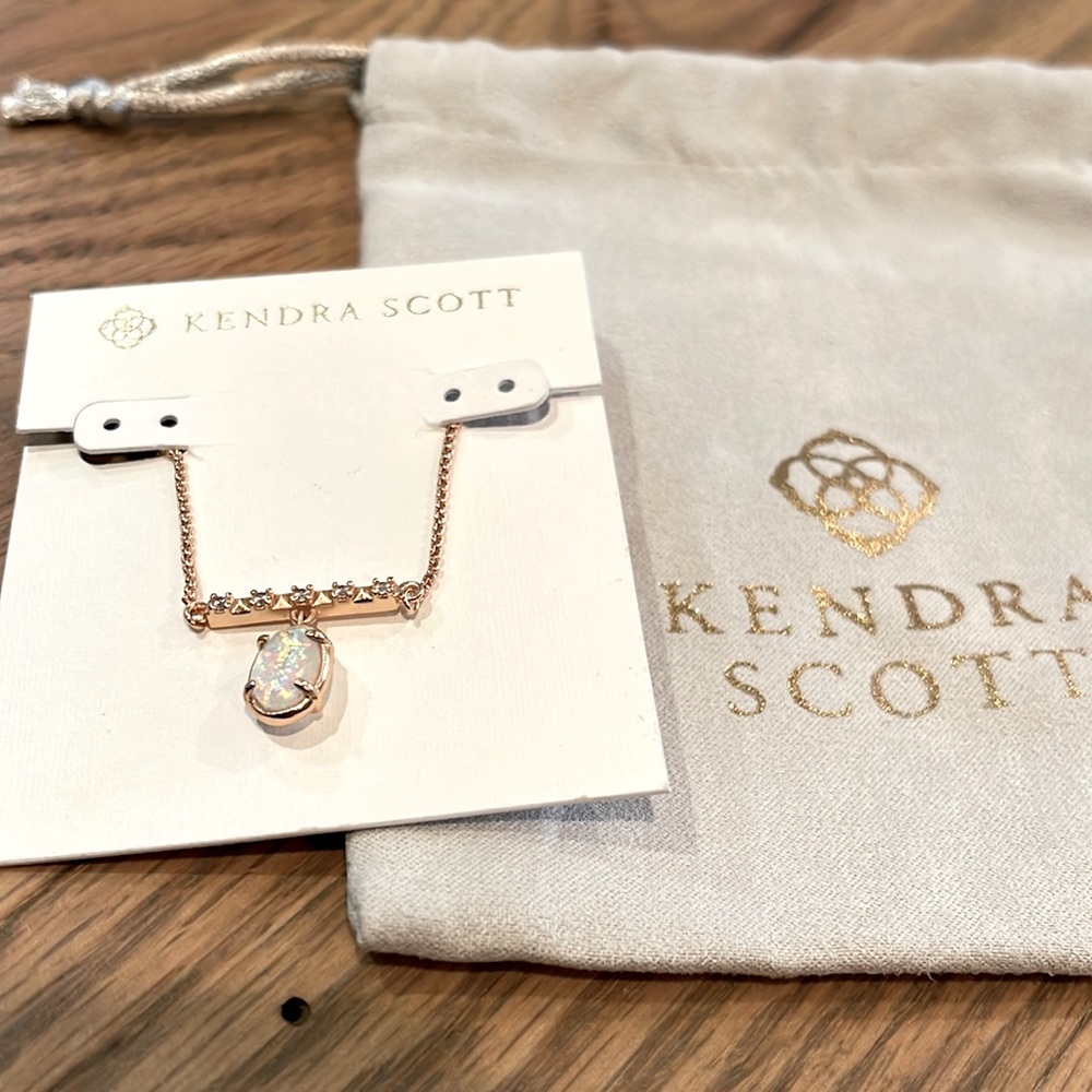 Kendra Scott Necklace- brand new